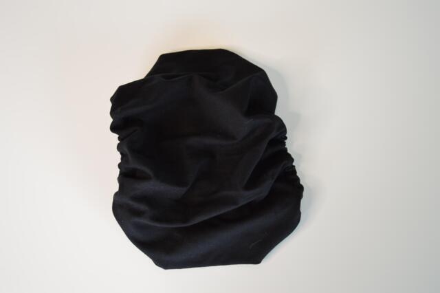 Snoods / Ørebeskytter ( Sort med blå bånd )