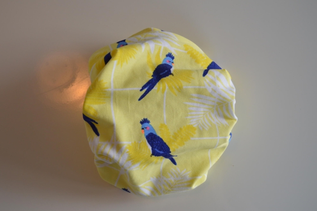 Snoods / Ørebeskytter ( Gul med fugl )