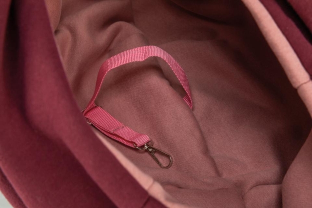 Trixie - Soft Cross-body bæretaske ( 22x20x60 cm)